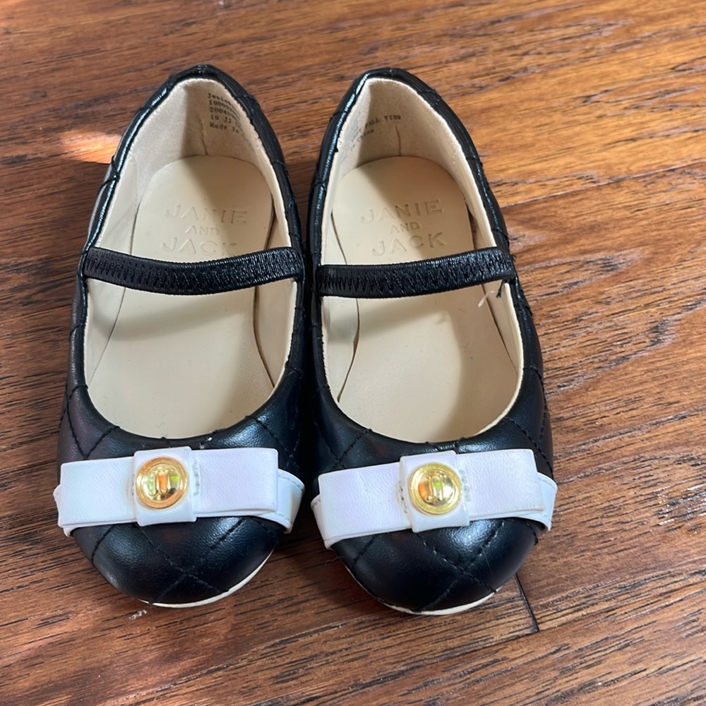 Janie and Jacket Quilted ballet shoe